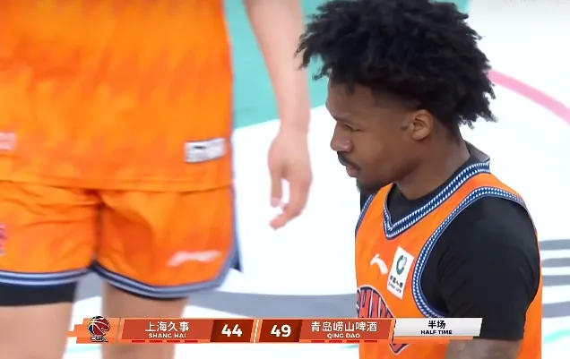 app下载-CBA常规赛：张镇麟8分&amp;amp;段昂君7分，青岛半场49-44领先上海